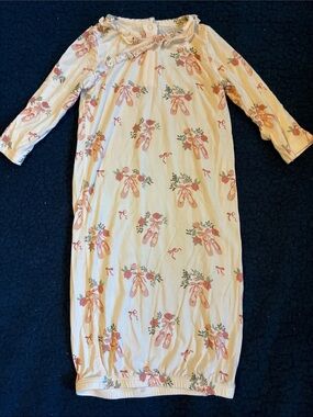 Angel Dear Cream Ballet Slipper Print Long Sleeve Nightgown